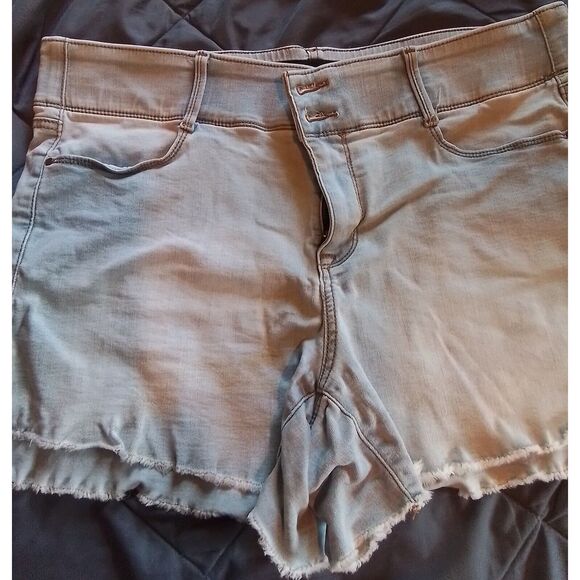 Apt. 9 Pants - Apt. 9 - Women's‎ Cut Off Shorts, 16 Short, Comfort Waist Band, Washed Out